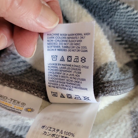 Lands' End Checkered Half-Zip Sweater - Picture 5 of 11